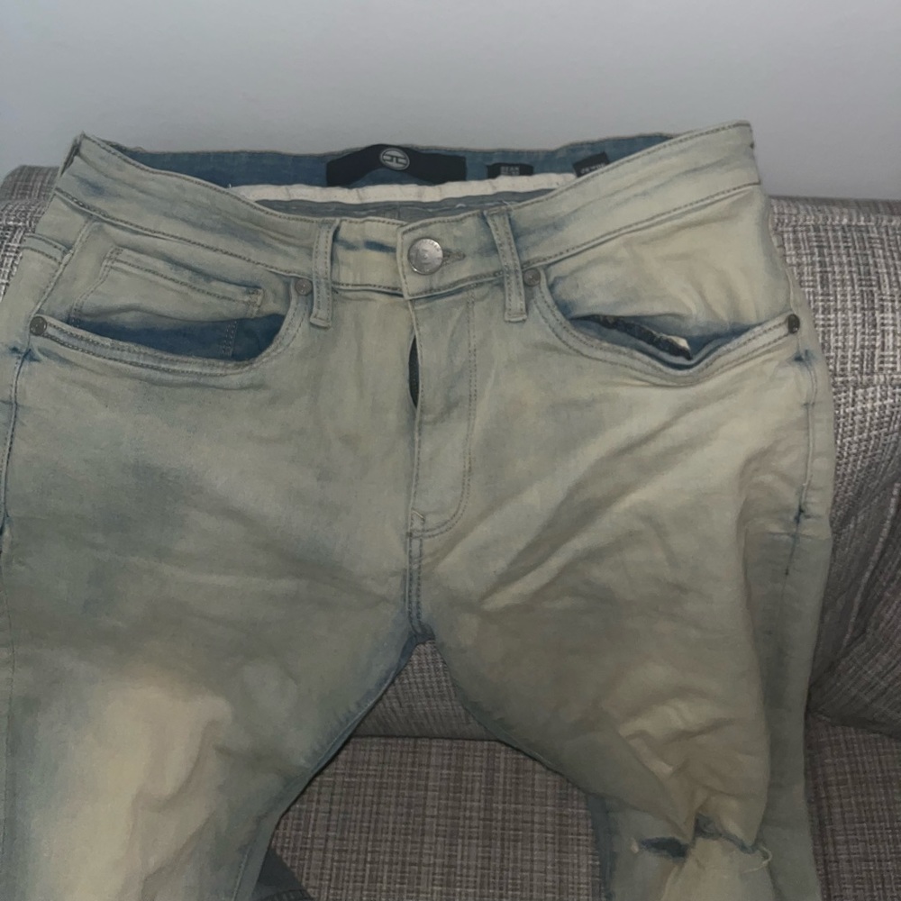 Men’s blue jeans
